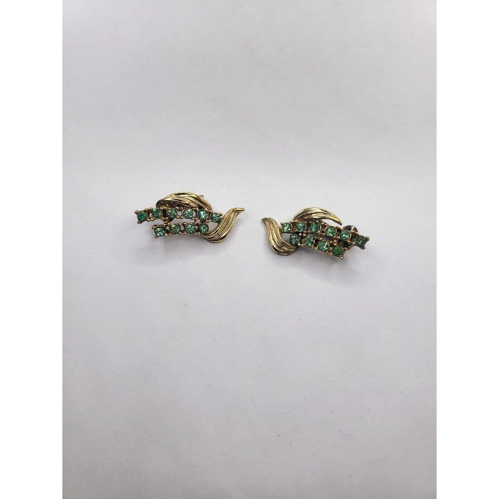 Vintage 'Coro' Aquamarine Rhinestone Gold Tone Clip-on Earrings